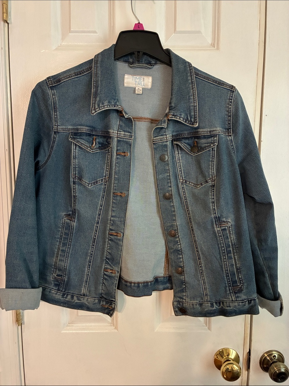 Time and Tru Medium Wash Denim Jacket in Blue